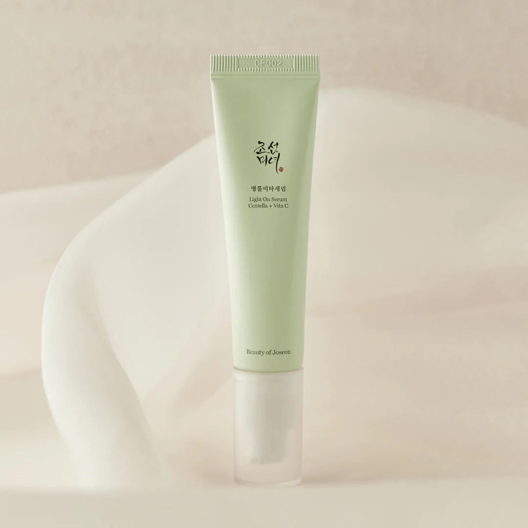 Light On Serum : Centella + Vit C